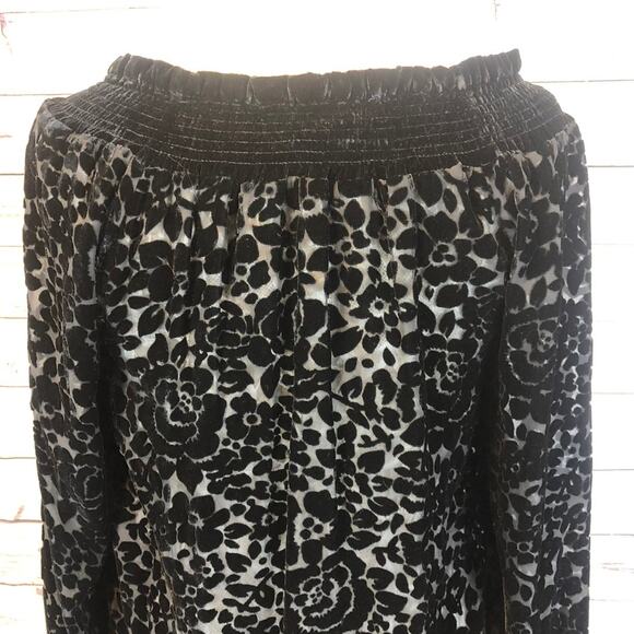 NWT Go Silk velvet floral sheer tasseled top, smocked, ruffled collar size small - Picture 10 of 12